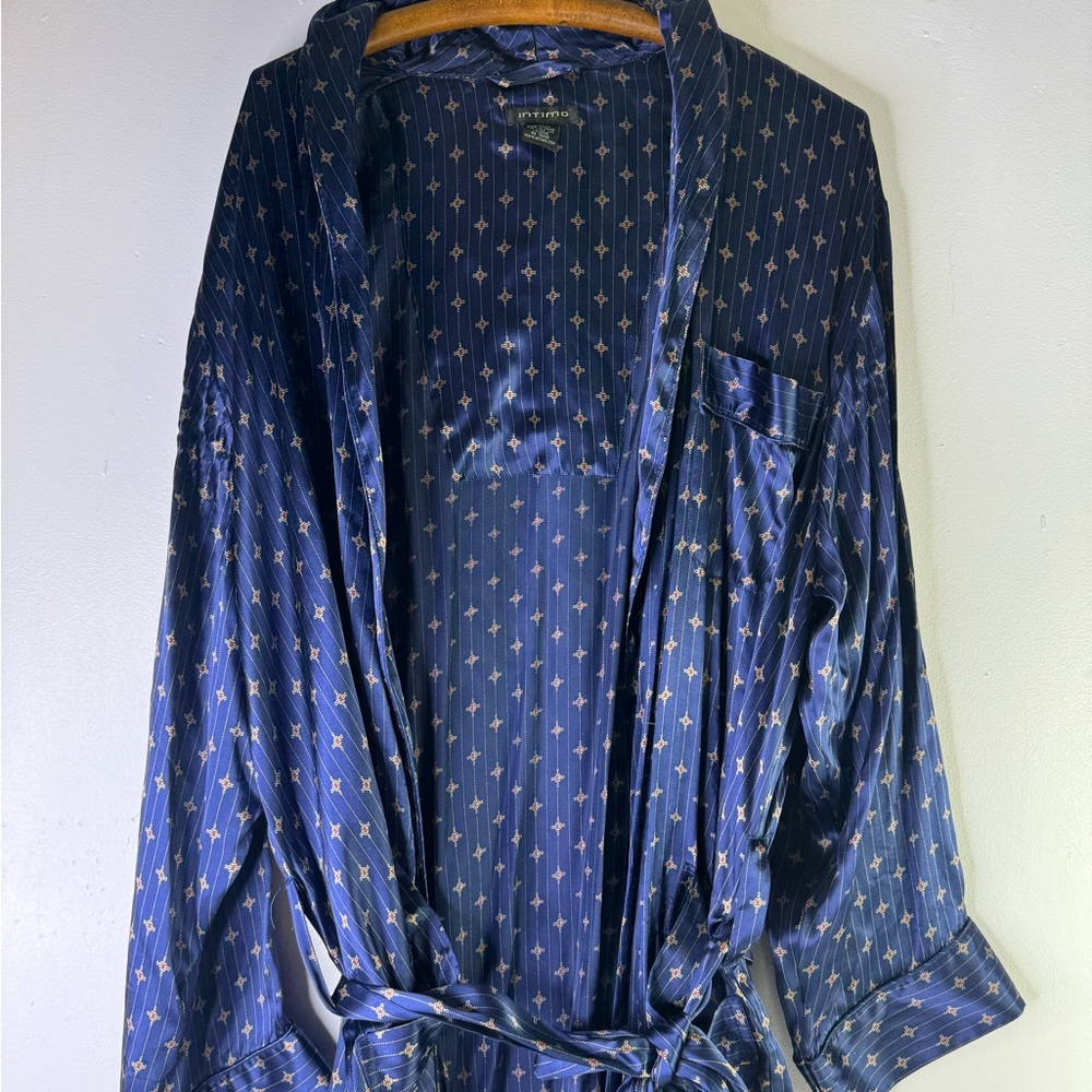 Intimo  Mens Blue pinstripes patterns Silk Robe Size large - Picture 2 of 8